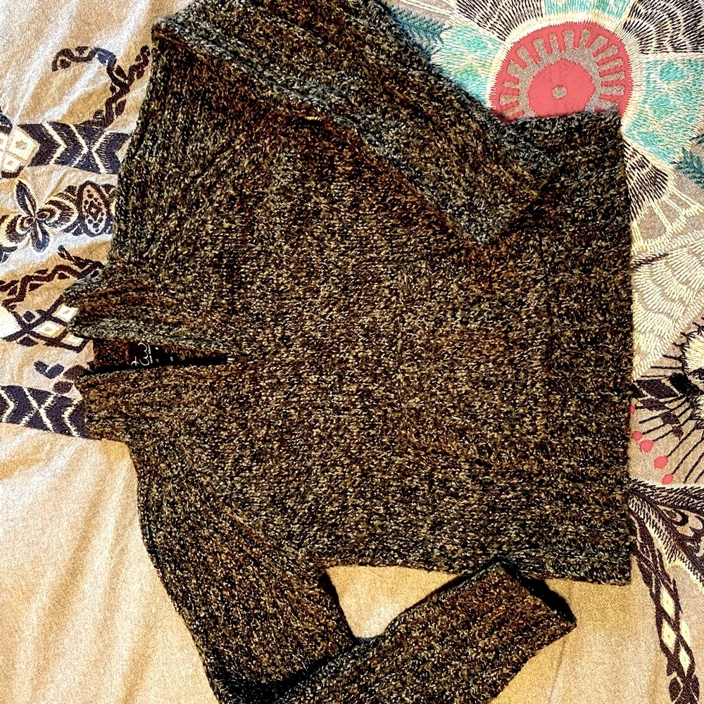 Cousin Johnny Swaeter